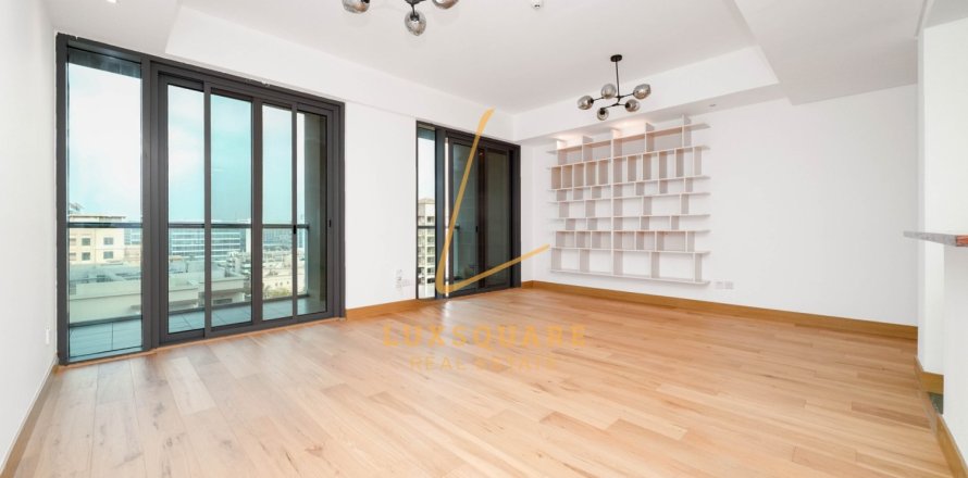 Квартира в Golf Towers, The Views, Дубай, 2 спальни, 132м², № 83291