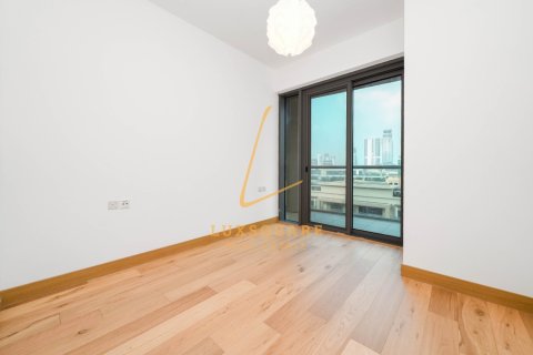 Снять в аренду квартиру в Golf Towers, The Views, Дубай: 2 спальни, 132м², № 83291 - фото 11