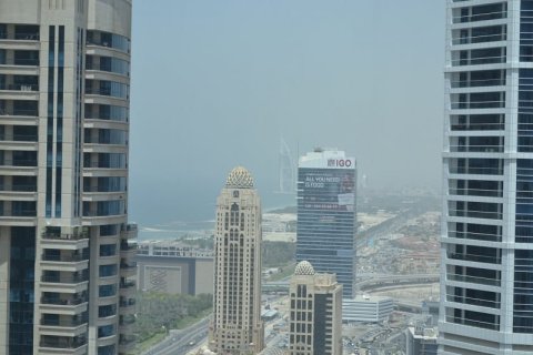 Купить таунхаус в Мудоне, Дубай: 3 спальни, 239м², № 60919 - фото 1