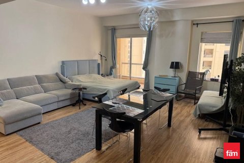 Apartamento en Dubai, 1 dormitorio, 107.4 m², № 54983 - foto 1