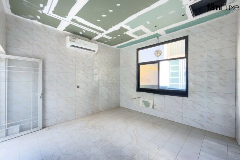 Villa en Al Barsha, Dubai, 4 dormitorios, 929 m², № 76112 - foto 3