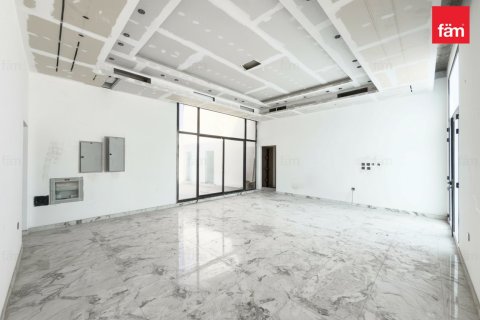 Villa in Al Barsha, Dubai 4 bedrooms, 929 sq.m. № 76112 - photo 8