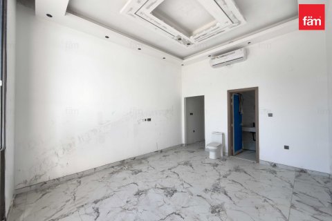 Villa in Al Barsha, Dubai 4 bedrooms, 929 sq.m. № 76112 - photo 6