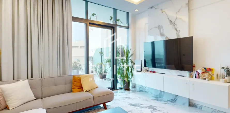 Apartamento en Dubai, 2 dormitorios, 178 m², № 60140