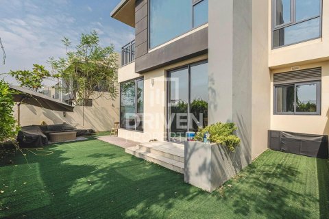 Townhouse in Maple at Dubai Hills Estate, Dubai Hills Estate, Dubai 4 bedrooms, 284.65 sq.m. № 129090 - photo 5