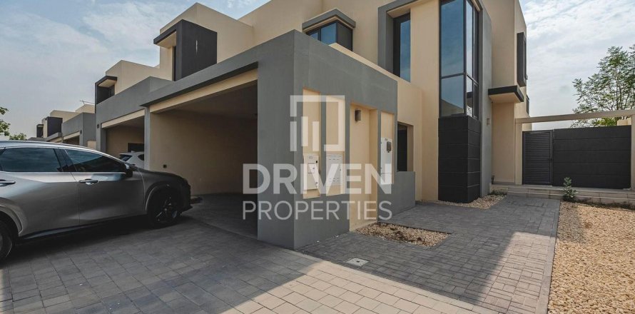 Townhouse in Maple at Dubai Hills Estate, Dubai Hills Estate, Dubai 4 bedrooms, 284.65 sq.m. № 129090