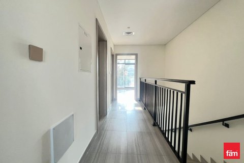 Снять в аренду таунхаус в Дубае: 3 спальни, 150.2м², № 70641 - фото 10