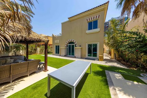 Villa à Victory Heights, Dubai Sports City, Dubai, 5 chambres, 401 m², № 75952 - photo 17