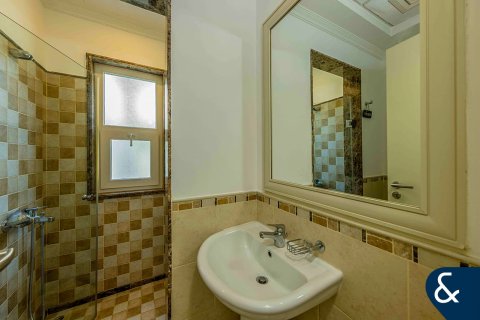 Villa à Victory Heights, Dubai Sports City, Dubai, 5 chambres, 401 m², № 75952 - photo 16