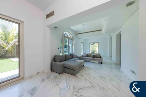 Villa à Victory Heights, Dubai Sports City, Dubai, 5 chambres, 401 m², № 75952 - photo 4