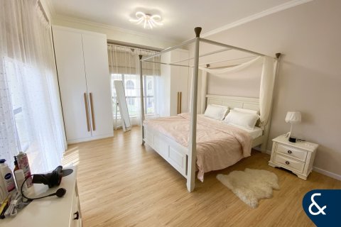 Купить квартиру в Bahar, Джумейра Бич Резиденс, Дубай: 2 спальни, 120м², № 75962 - фото 2