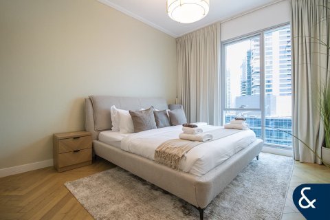 Apartment in Marina Promenade, Dubai Marina, Dubai 3 bedrooms, 195 sq.m. № 75956 - photo 12