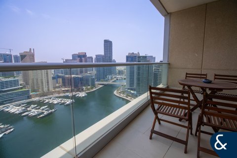 Apartment in Marina Promenade, Dubai Marina, Dubai 3 bedrooms, 195 sq.m. № 75956 - photo 18
