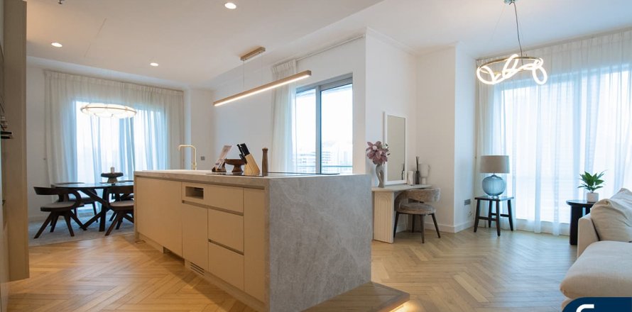 Apartment in Marina Promenade, Dubai Marina, Dubai 3 bedrooms, 195 sq.m. № 75956