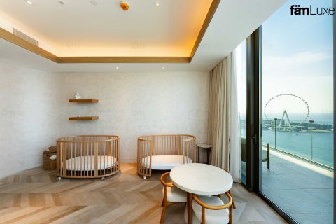 Ático en Dubai, 4 dormitorios, 473.8 m², № 85932 - foto 8