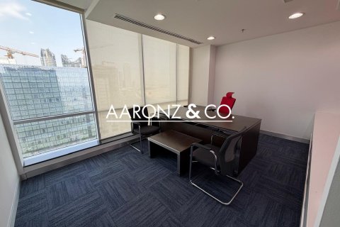 Bureau à Business Bay, Dubai, 107 m², № 99779