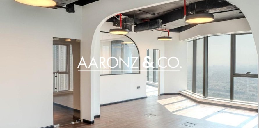 Офис в Бизнес-Бэе, Дубай, 111м², № 99782