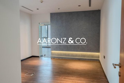 Снять в аренду офис в Бизнес-Бэе, Дубай: 111м², № 99782 - фото 15