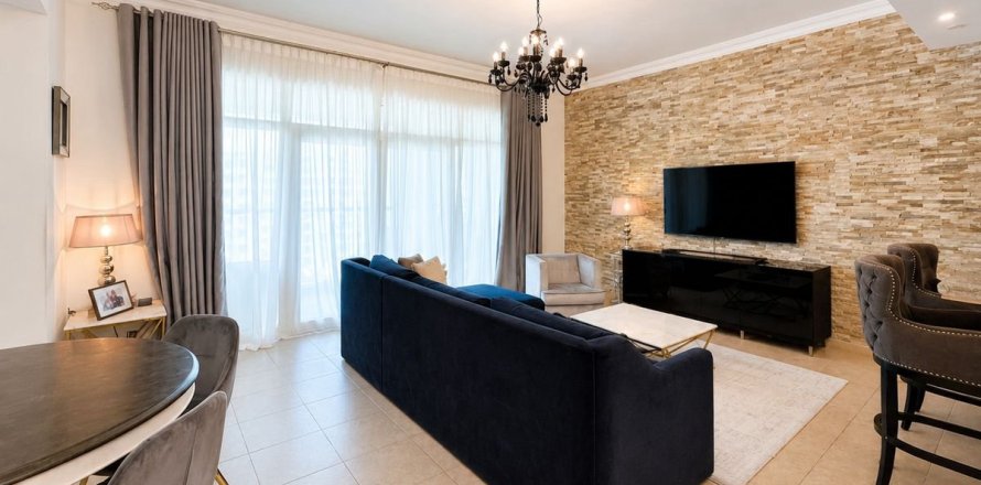 Apartment in Palm Jumeirah, Dubai 2 bedrooms, 147 sq.m. № 114769