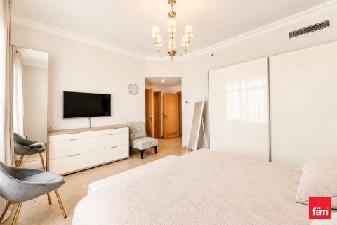 Apartment in Palm Jumeirah, Dubai 2 bedrooms, 147 sq.m. № 114769 - photo 5