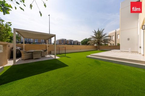 Villa in Dubai 3 bedrooms, 547.1 sq.m. № 114775 - photo 27