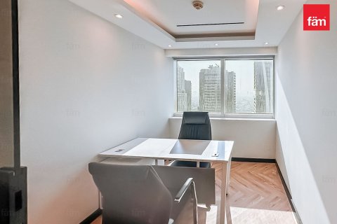 Bureau à Dubai, 153.4 m², № 77069 - photo 17