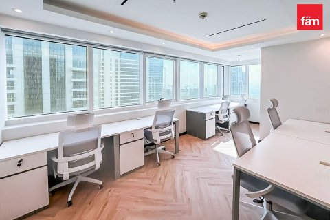 Bureau à Dubai, 153.4 m², № 77069 - photo 28