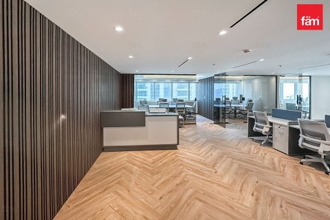 Bureau à Dubai, 153.4 m², № 77069 - photo 9