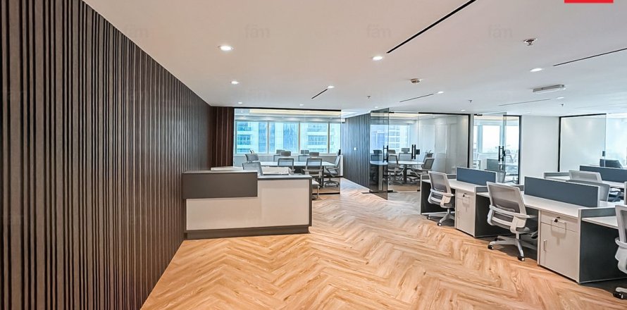 Office in Dubai 153.4 sq.m. № 77069