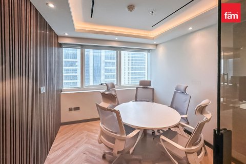 Bureau à Dubai, 153.4 m², № 77069 - photo 24