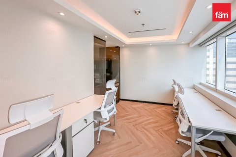Bureau à Dubai, 153.4 m², № 77069 - photo 26
