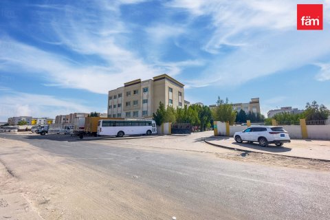 Labor Camp in Dubai 5459.7 sq.m. № 77057 - photo 25