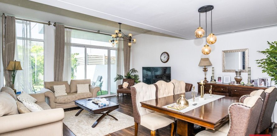 Maison de ville à Dubai, 3 chambres, 216.3 m², № 77049