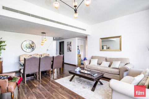 Maison de ville à Dubai, 3 chambres, 216.3 m², № 77049 - photo 2