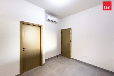 Снять в аренду виллу в Дубае: 3 спальни, 164.5м², № 77070 - фото 7