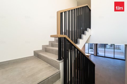 Снять в аренду виллу в Дубае: 3 спальни, 164.5м², № 77070 - фото 10