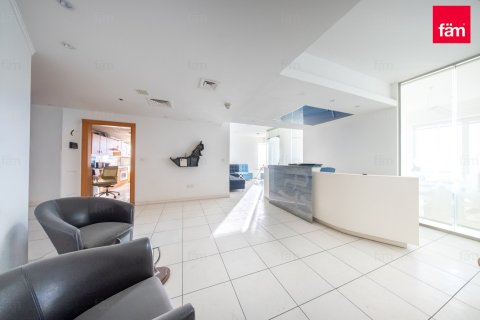 Office in Sheikh Zayed Road, Dubai 234.9 sq.m. № 96466 - photo 2