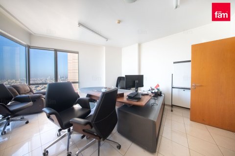 Office in Sheikh Zayed Road, Dubai 234.9 sq.m. № 96466 - photo 3