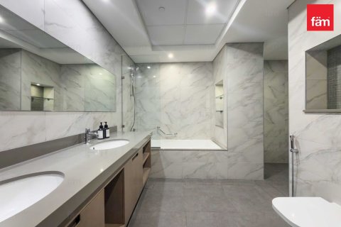 Apartment in Downtown Dubai (Downtown Burj Dubai), Dubai 3 bedrooms, 198.5 sq.m. № 96457 - photo 17