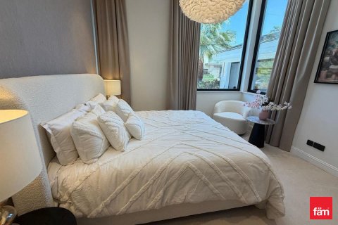 Купить виллу в Дубае: 5 спален, 735.1м², № 96456 - фото 21