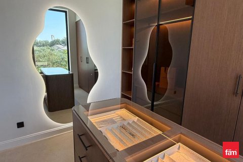 Купить виллу в Дубае: 5 спален, 735.1м², № 96456 - фото 26