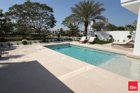 Купить виллу в Дубае: 5 спален, 735.1м², № 96456 - фото 24