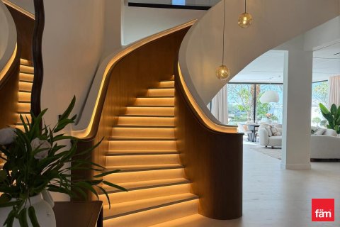 Купить виллу в Дубае: 5 спален, 735.1м², № 96456 - фото 12