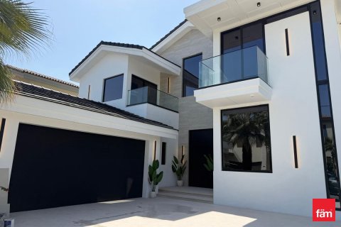 Купить виллу в Дубае: 5 спален, 735.1м², № 96456 - фото 11