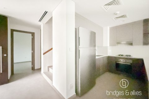 Villa in Dubai 4 bedrooms, 231.5 sq.m. № 77168 - photo 17