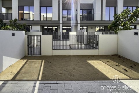 Villa en Dubai, 3 dormitorios, 140.5 m², № 77185 - foto 18