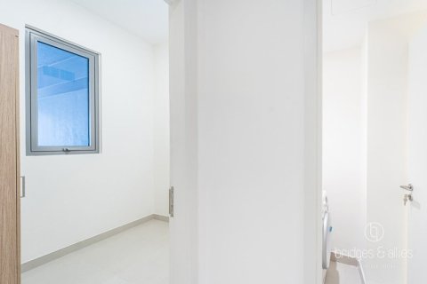 Villa in Dubai 4 bedrooms, 158.9 sq.m. № 77170 - photo 15