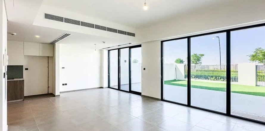 Adosado en Dubai, 3 dormitorios, 174 m², № 95678