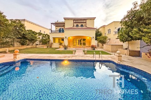 Villa in Legacy, Jumeirah Park, Dubai 4 bedrooms, 403 sq.m. № 13487 - photo 25