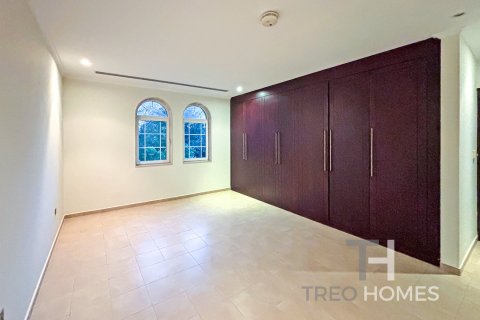 Villa in Legacy, Jumeirah Park, Dubai 4 bedrooms, 403 sq.m. № 13487 - photo 23